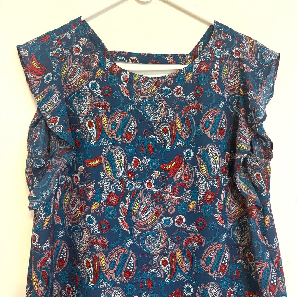 2/$30 LOFT - Colorful Blue Paisley Print Short Sleeve Blouse Size Medium - Picture 3 of 11